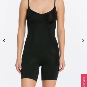 Size 2x Spanx bodysuit nwots